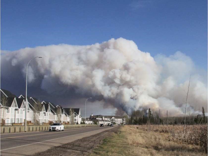 VIDEO: VIDEO: Entire Canadian Oil Sand City Evacuated by Wildfire